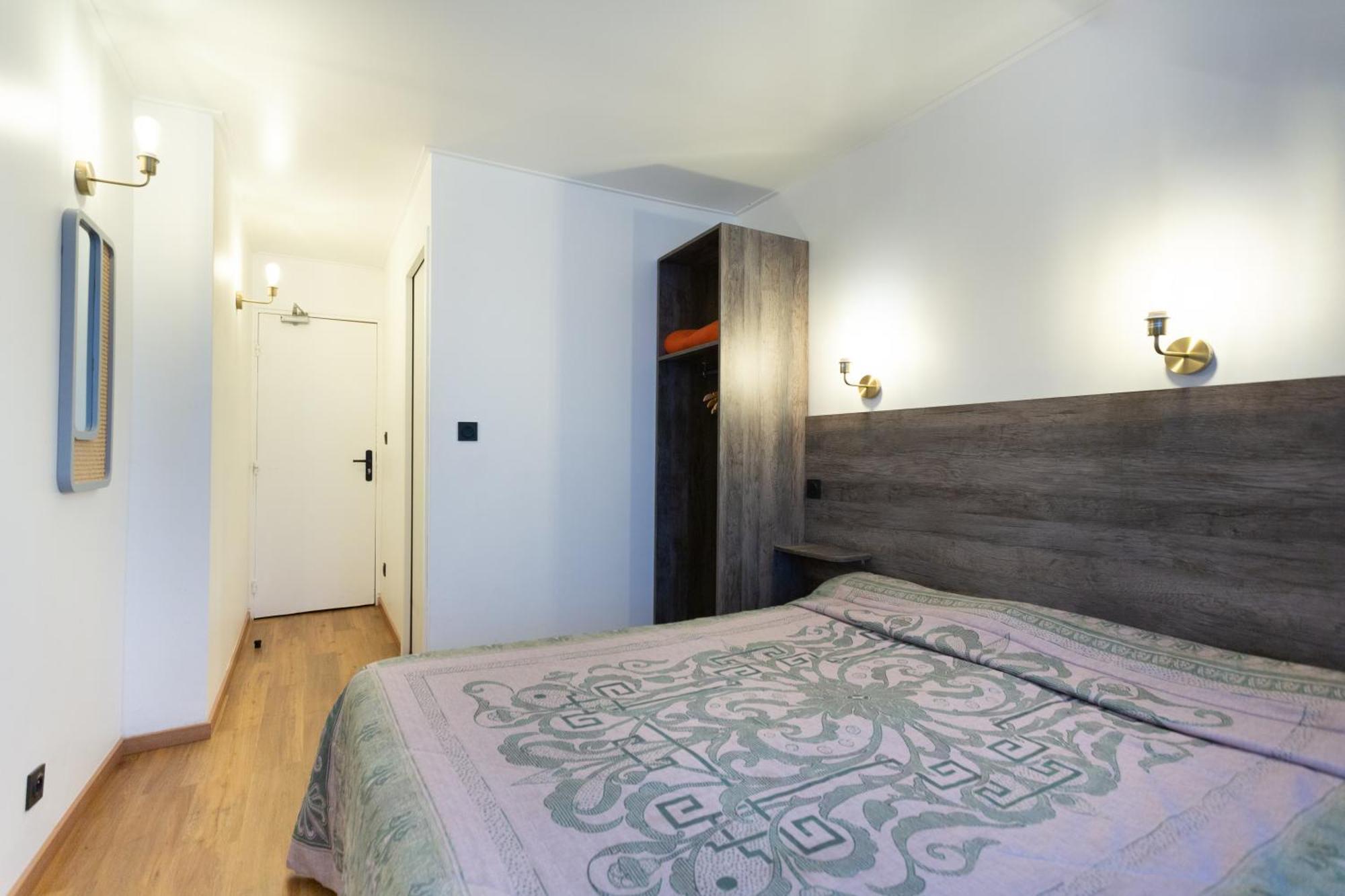 Hotel Leonard De Vinci 75011 Париж Екстериор снимка